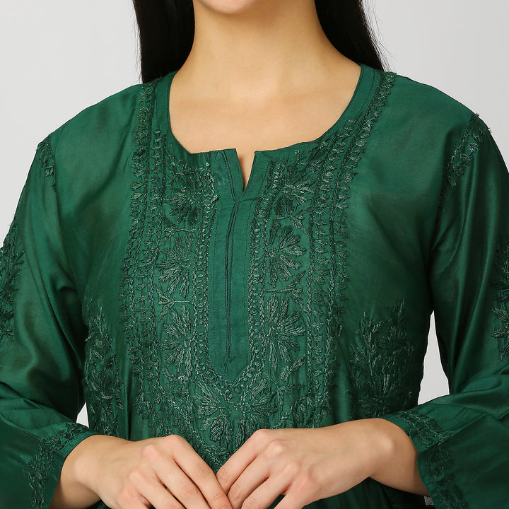 ZAREENA CHANDERI CHIKANKARI LONG KURTI