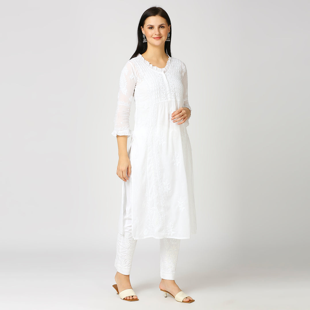 FARIA MUL COTTON CHIKANKARI NYRA KURTI