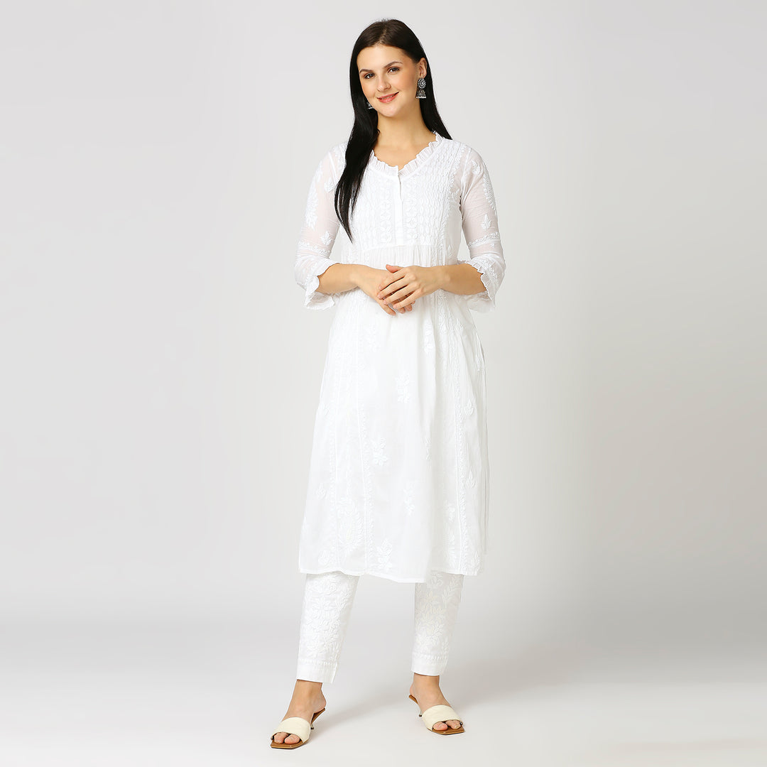 FARIA MUL COTTON CHIKANKARI NYRA KURTI