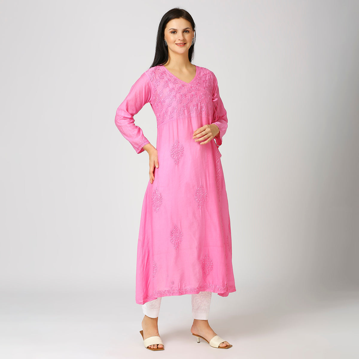 Ablah Chanderi Chikankari Angarkha