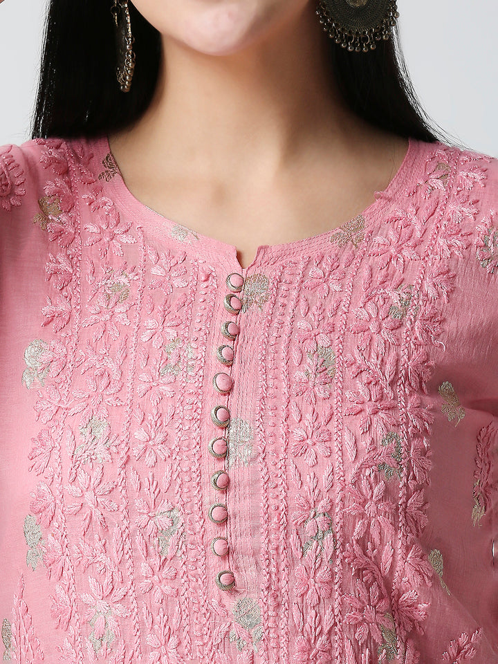 HUMZA CHANDERI CHIKANKARI KURTI WITH BANARASI BUTTI