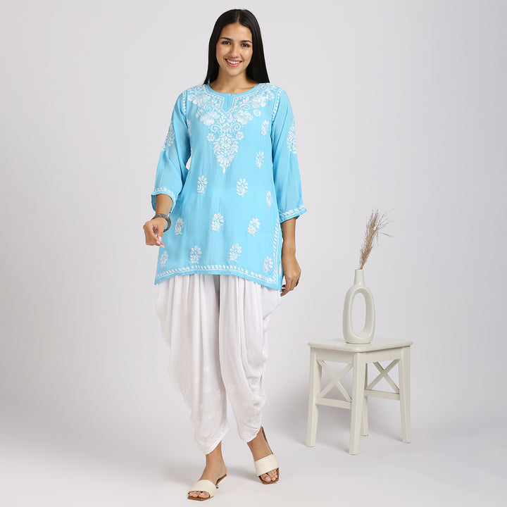 ZENIA MODAL CHIKANKARI  SHORT KURTI