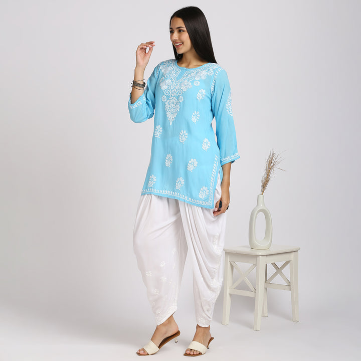 ZENIA MODAL CHIKANKARI  SHORT KURTI