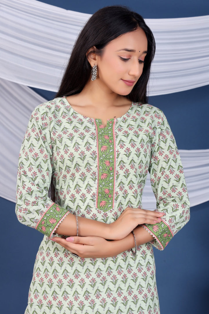 RIVA COTTON PRINTED LONG KURTI