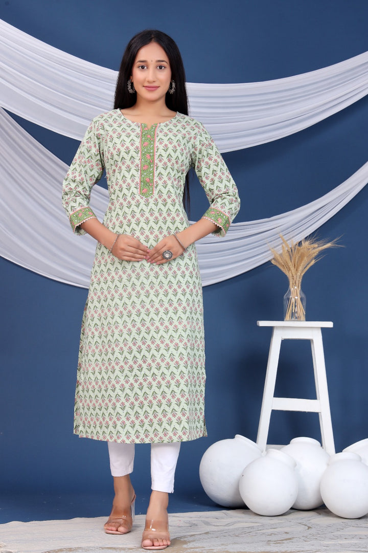 RIVA COTTON PRINTED LONG KURTI