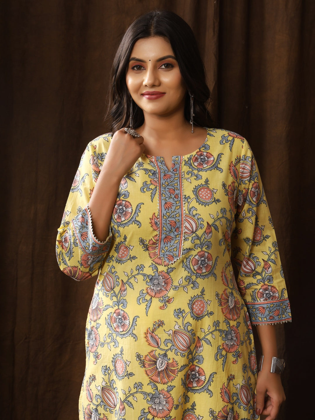 NAVYA PRINTED LONG KURTI