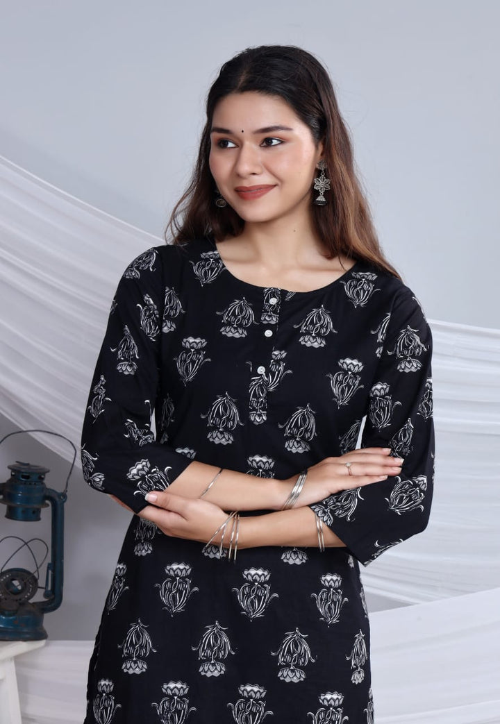 MAHIKA COTTON PRINTED LONG KURTI